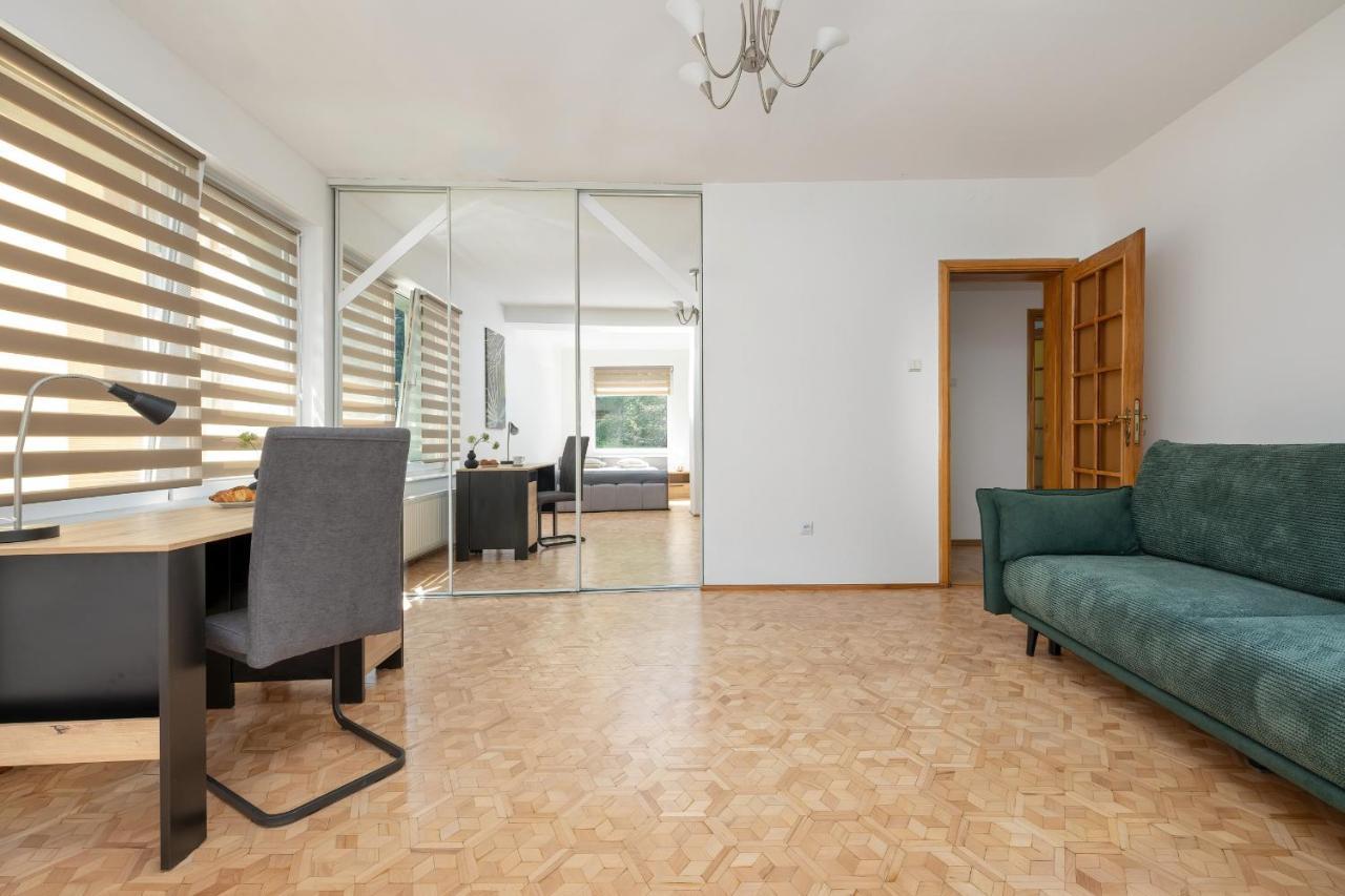 Bright & Spacious Family Apartment In Miedzyzdroje With Parking And 3 Balconies By Noclegi Renters Exterior foto